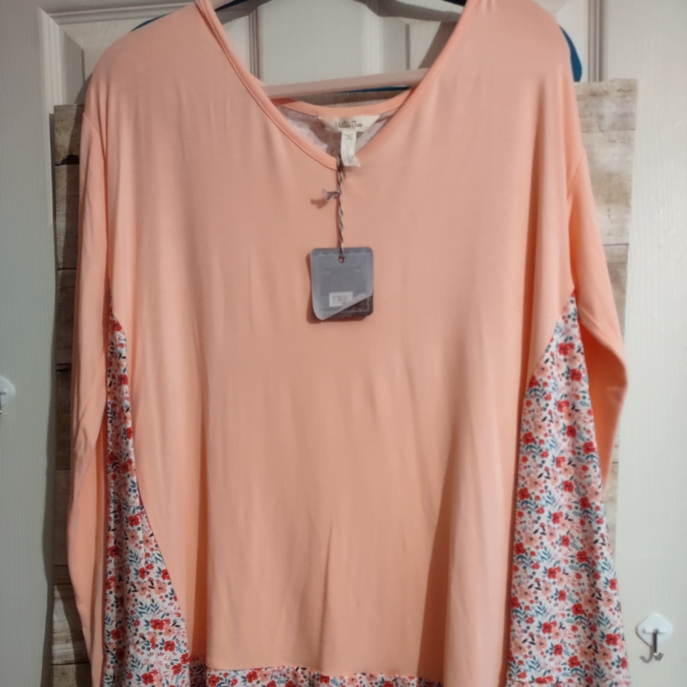 💜Matilda Jane pink and floral shirt Medium NWT